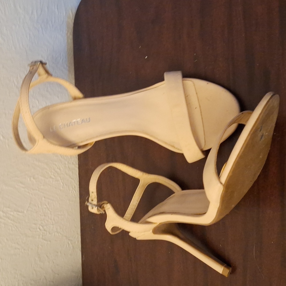 Le Chateau Shoes